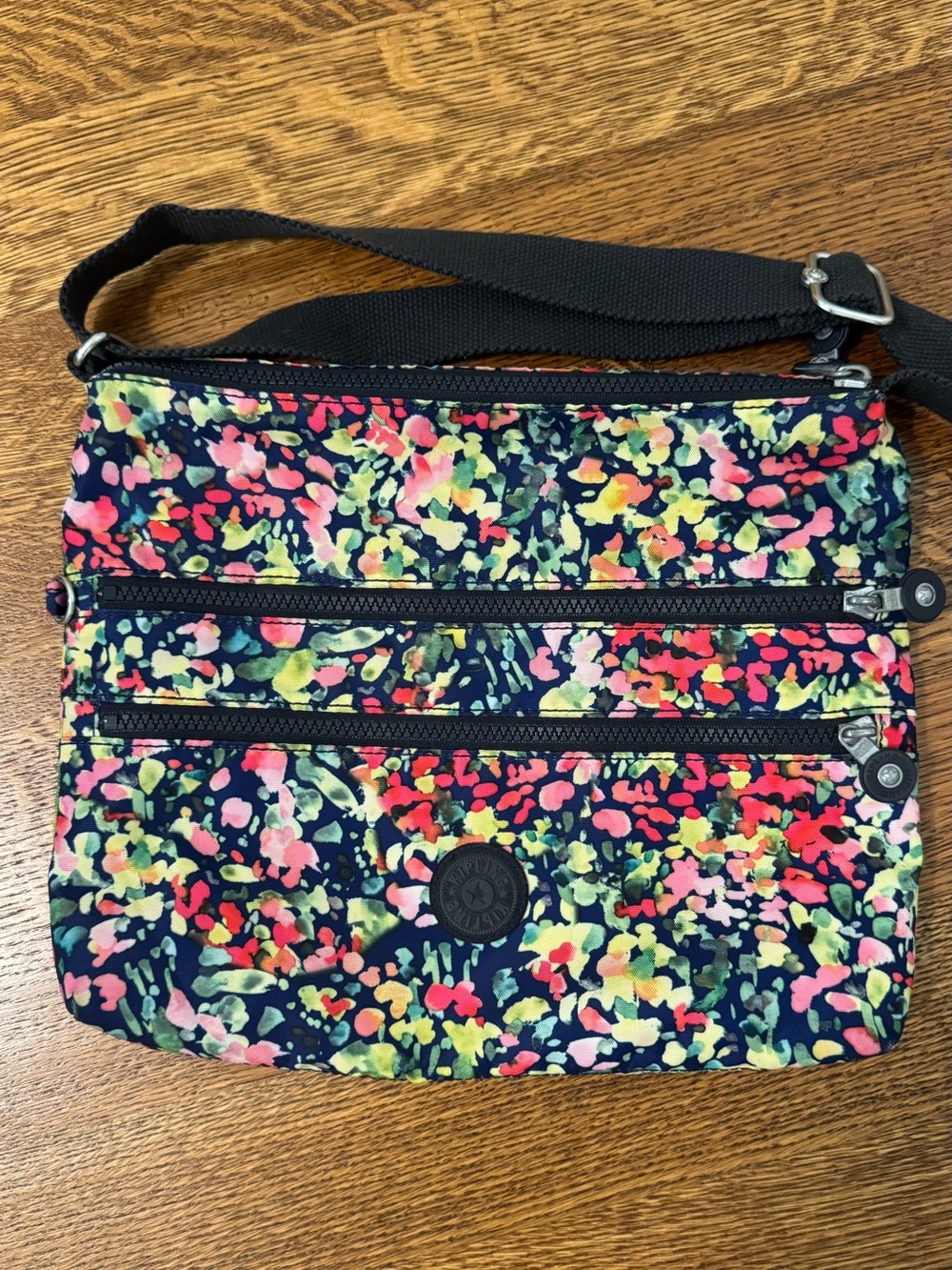 Kipling Alvar Crossbody Bag in Sweet Bouquet Adjustable strap Multi Pockets EUC - Picture 3 of 11